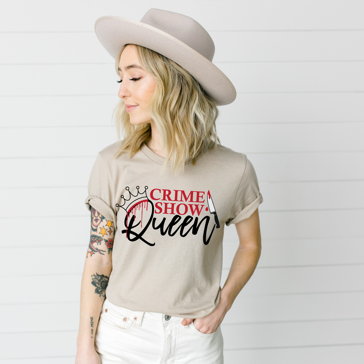 Wholesale Crime show Queen Graphic Tee - Sand