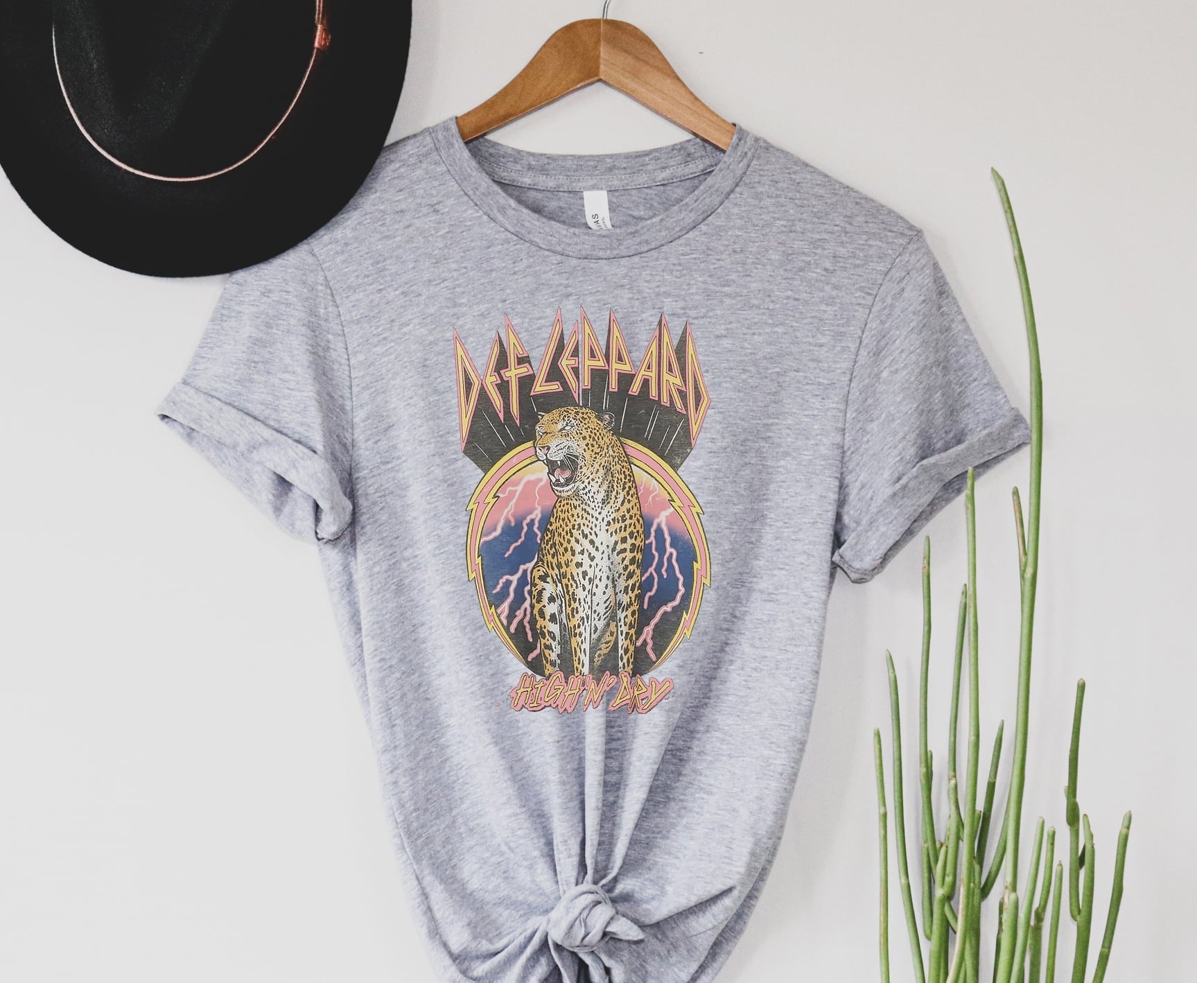 Wholesale Leopard Band Graphic Tee - Heather Blue