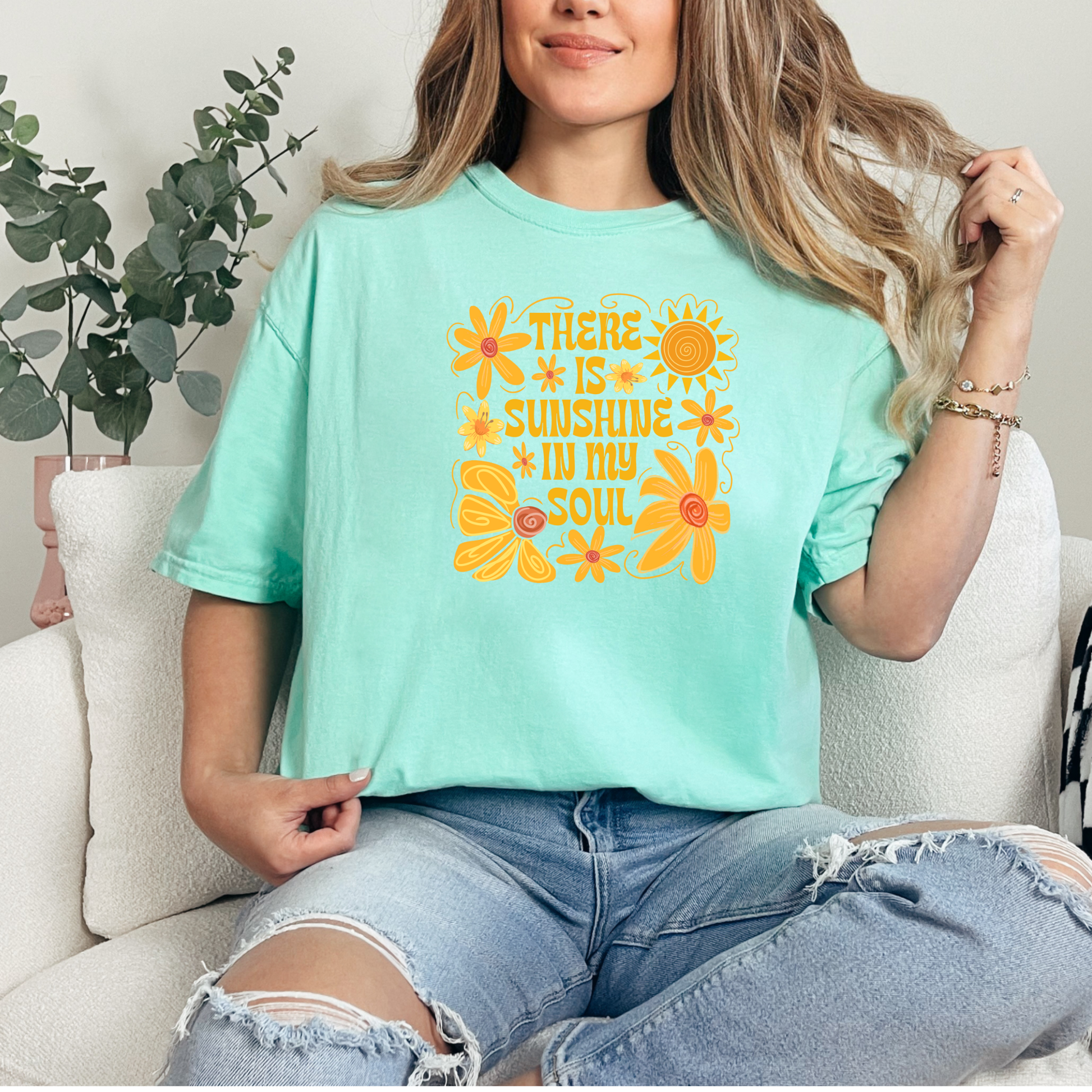 Wholesale Sunshine in my Soul Graphic Tee - CC Island Reef