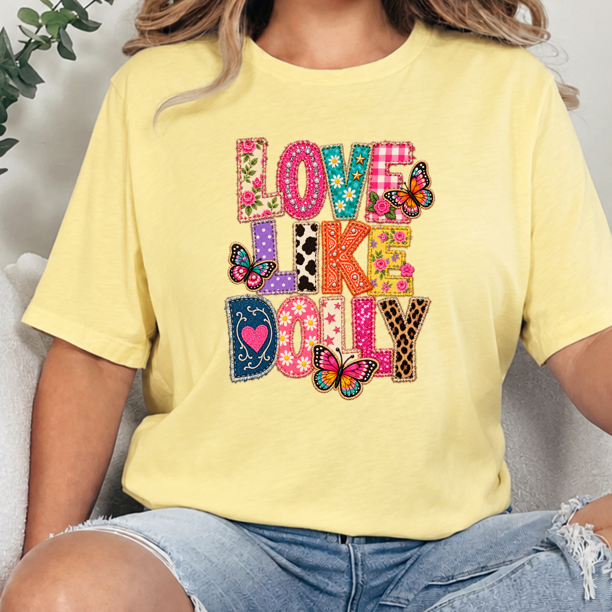 Wholesale Quilted Love Like Dolly Graphic Tee - French Vanilla