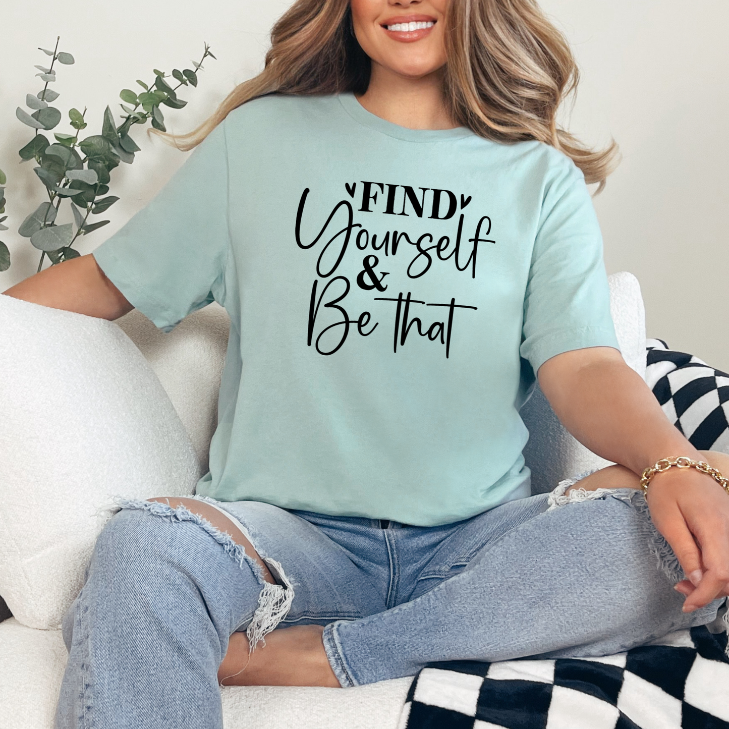 Find Yourself & Be That Graphic Tee