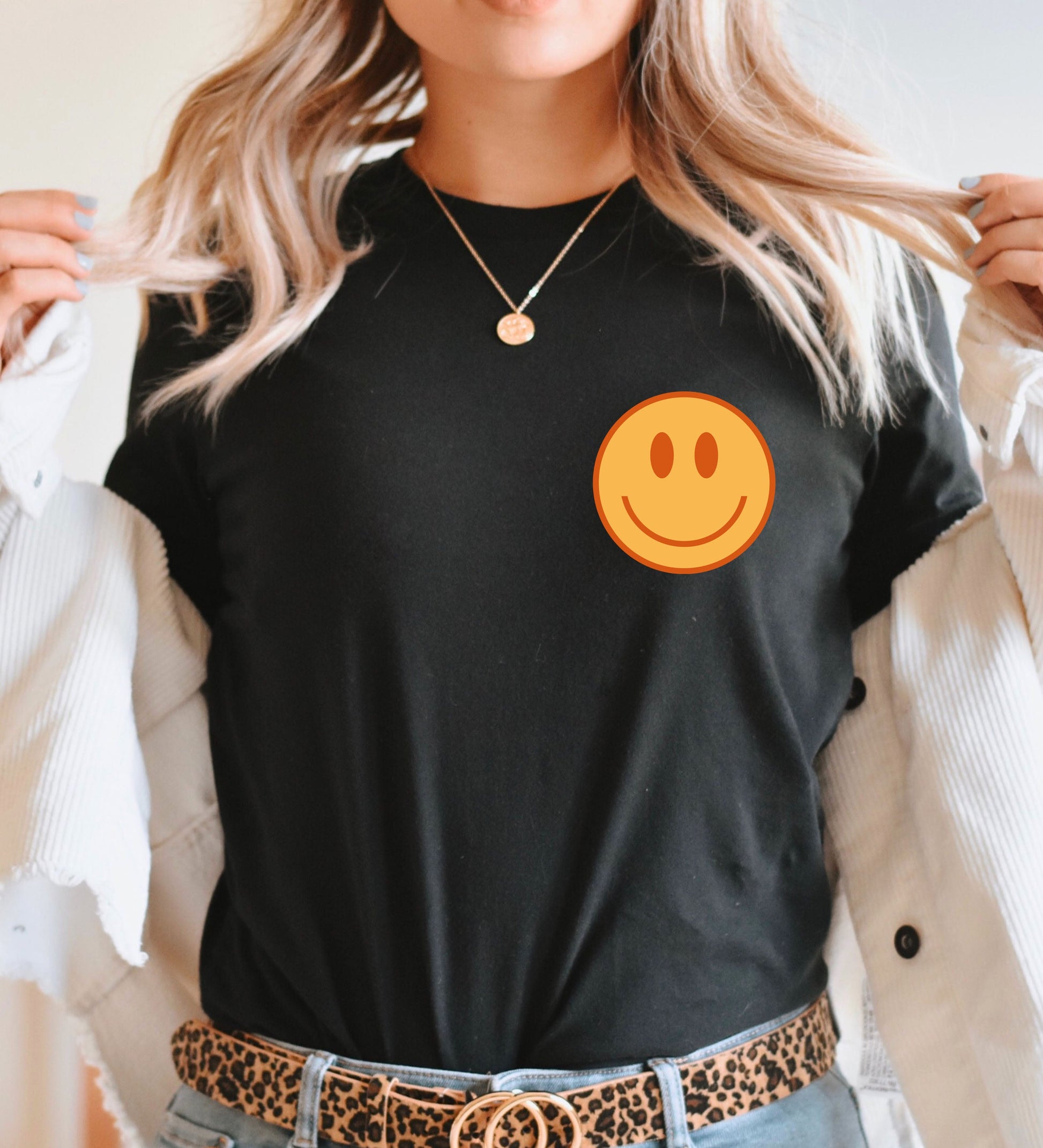 Wholesale Person Behind me Graphic Tee - Heather sand