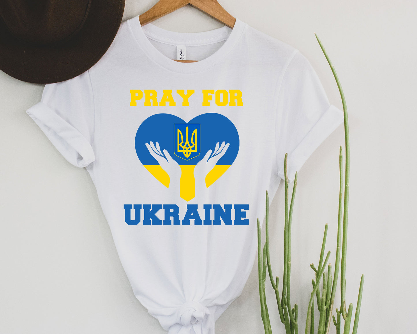 Wholesale Pray for Ukraine Graphic Tee - Heather Grey
